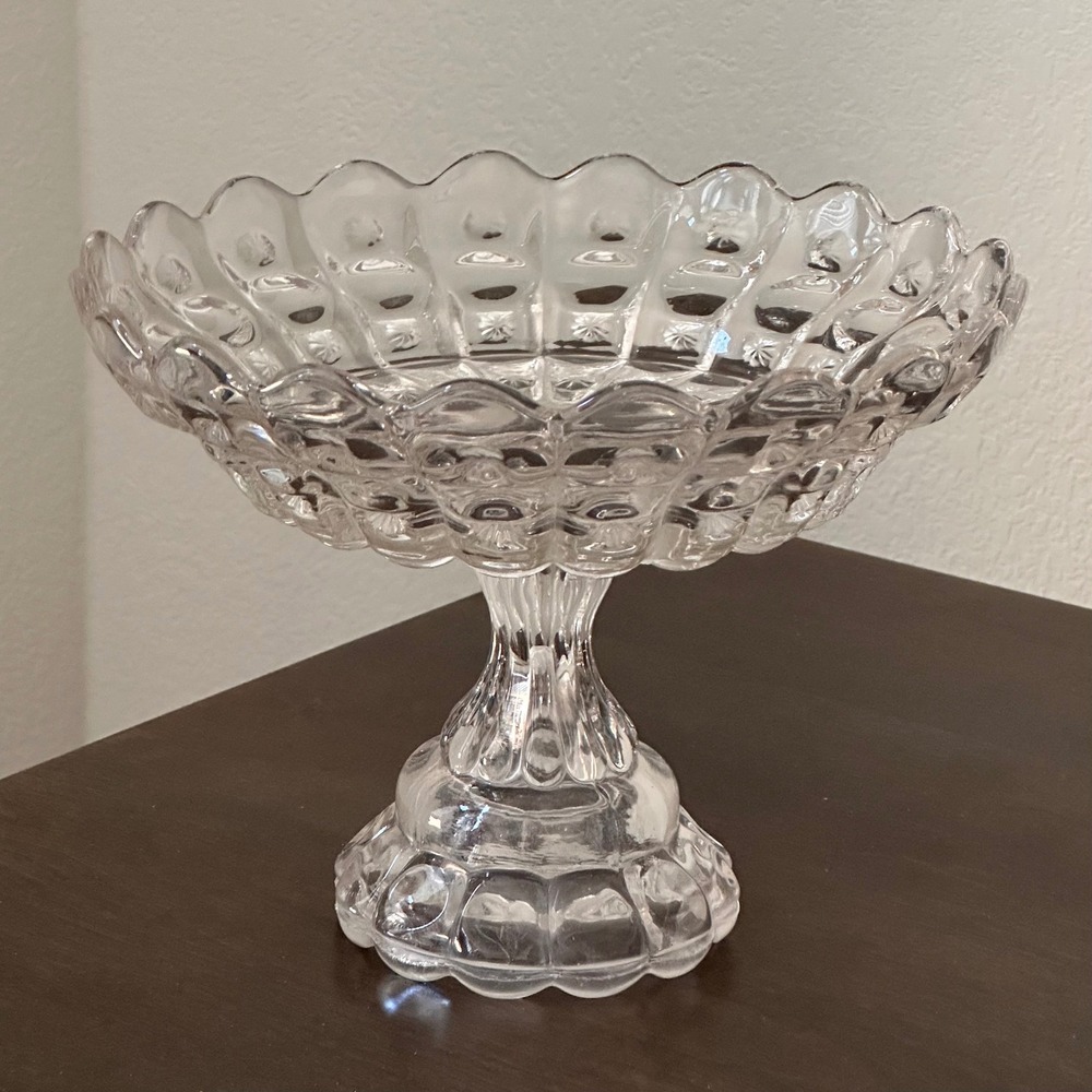 c1880's Huge EAPG Priscilla by Dalzell, Gillmore and‎ Leighton Glass Centerpiece